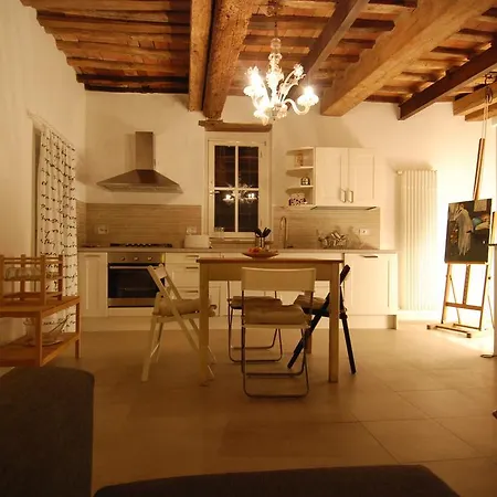 S. Agostino Fronte Mura Apartamento Lucca